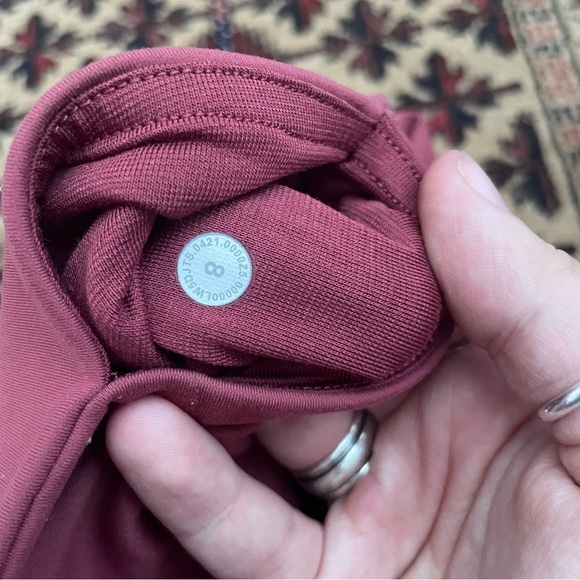 Lululemon Instill legging - Picture 5 of 9